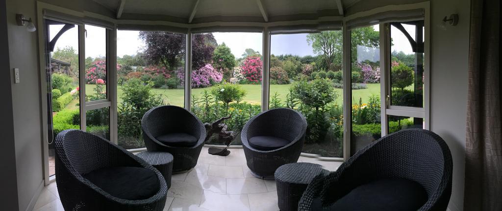 מלון כרייסטצ'רץ' Rhododendron Garden מראה חיצוני תמונה